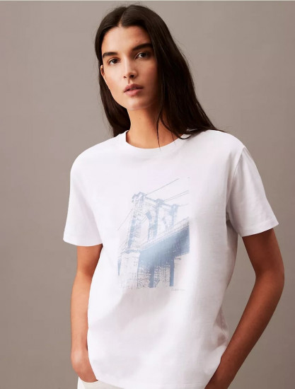 Футболка женская «Brooklyn Bridge»