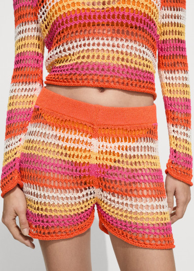 Шорты женские