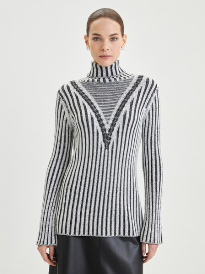 Свитер женский