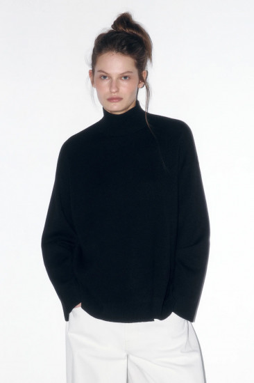 Свитер женский