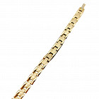 золотистый