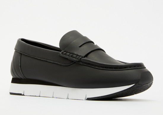 Лоферы женские