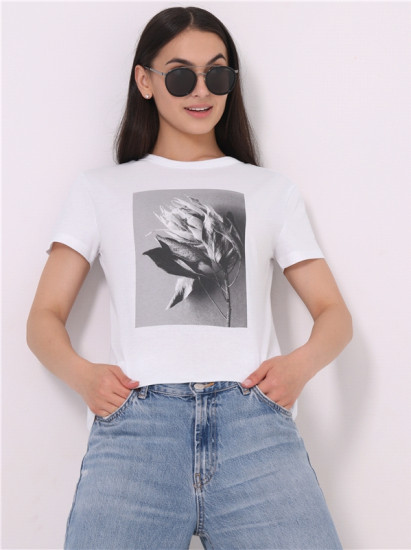 Футболка женская