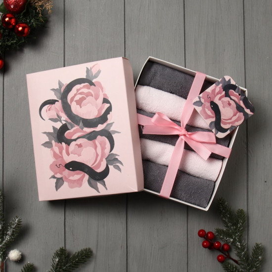 Набор полотенец  «Змея в цветах»