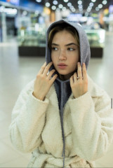 Капор женский