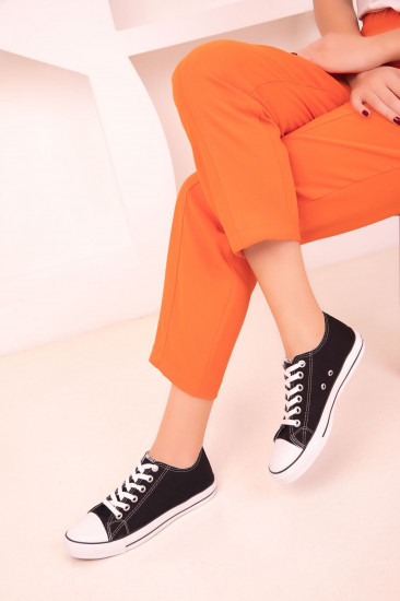 Кроссовки женские