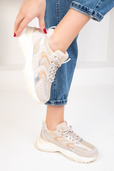 Кроссовки женские