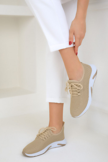 Кроссовки женские