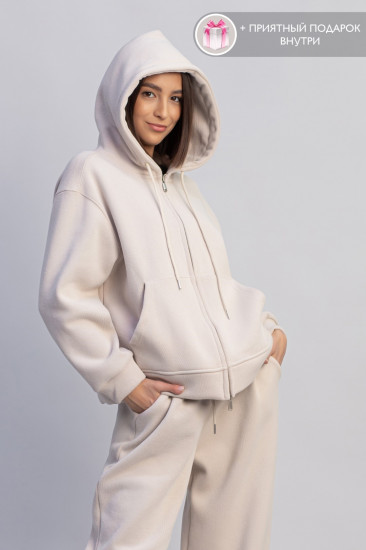 Костюм женский