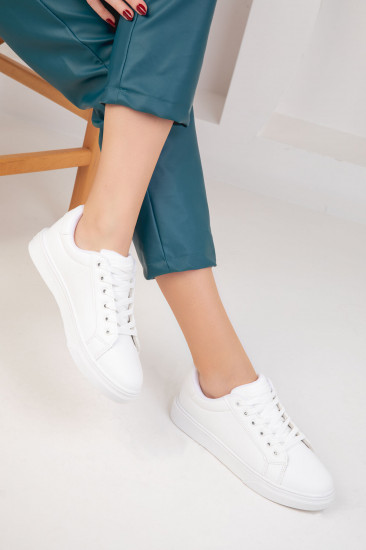 Кроссовки женские