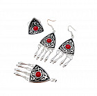 серебристый