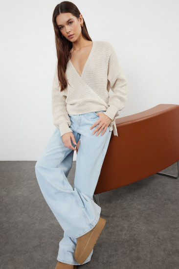 Свитер женский