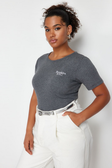 Футболка женская