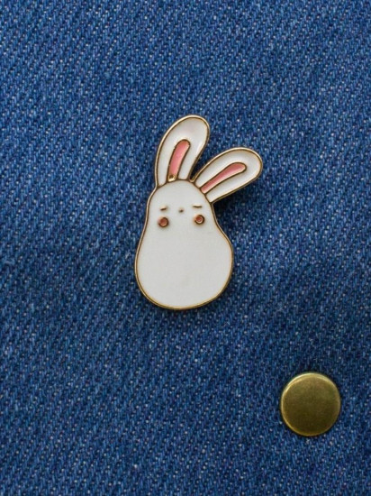 Значок «Eared hare»