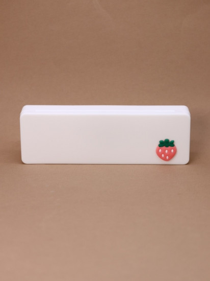 Пенал пластиковый «Tiny strawberry»