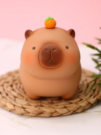 Копилка «Capybara with yummy treats»
