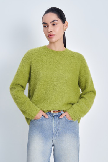 Свитер женский