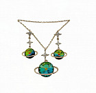 золотистый