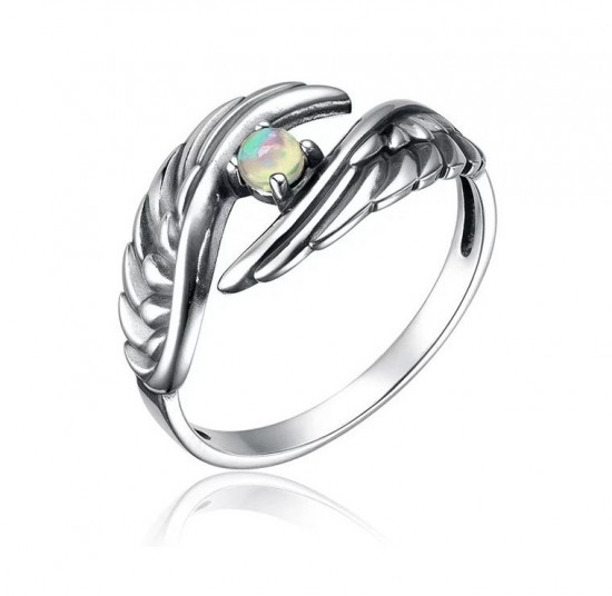 Кольцо из серебра с опалом