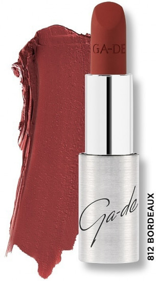 Помада для губ с мягким матовым финишем Soft Matte Lipstick, тон 812 Bordeaux