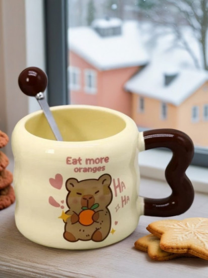 Кружка с ложкой «Capybara eat more orange»