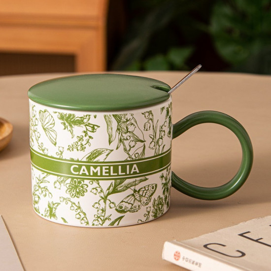 Кружка с крышкой и ложкой «Camelia»