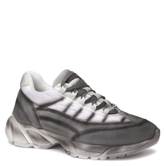 Кроссовки женские