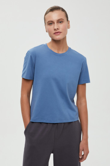 Футболка женская приталенного силуэта