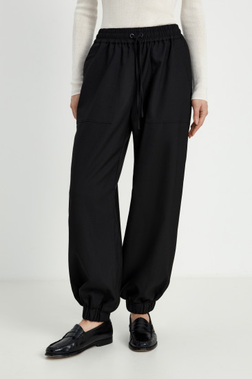 Брюки женские спортивные зауженного кроя на резинке