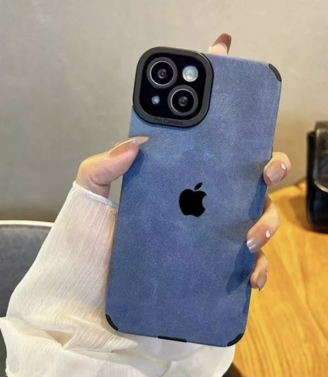 Чехол для iPhone 13 синий