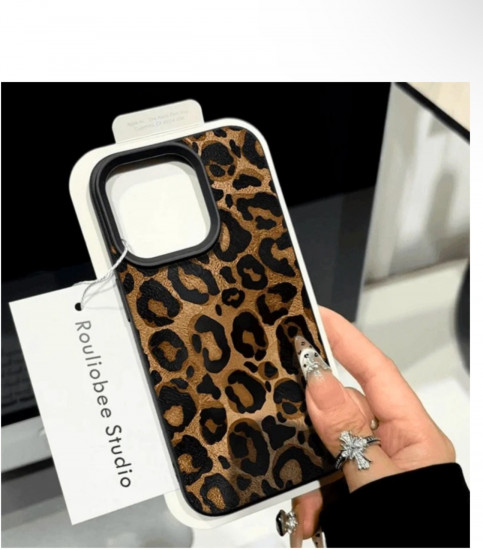 Чехол на IPhone 16 Pro Max