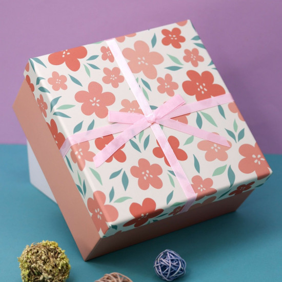Коробка подарочная «Bloom flowers»