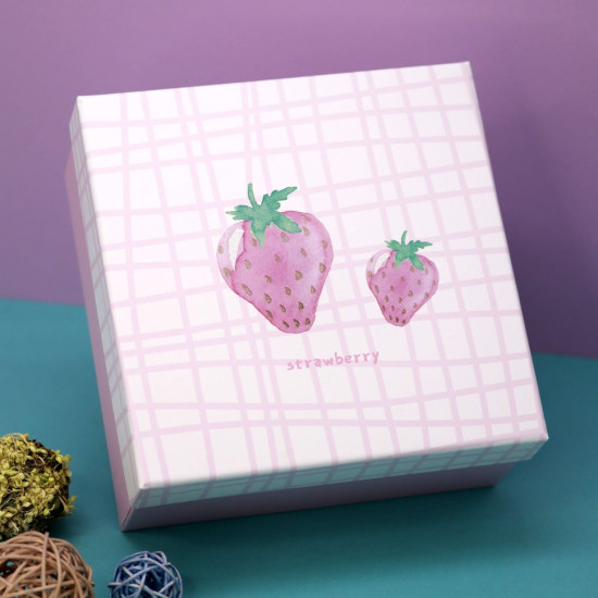 Коробка подарочная «Two strawberry»