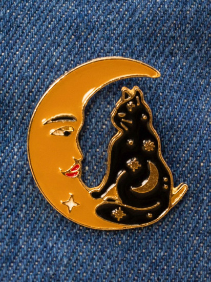 Значок «Moon magic»