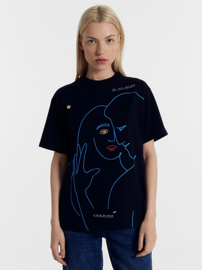 Футболка женская