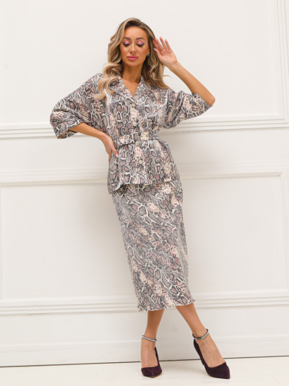 Костюм женский