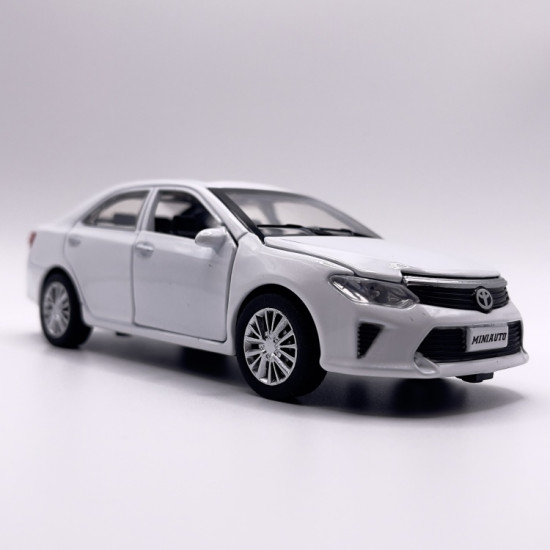 Машинка «Mini Auto Toyota Camry»