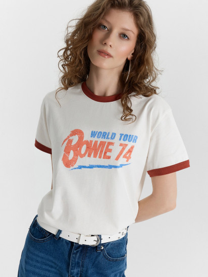 Футболка женская с принтом и надписью «World tour»