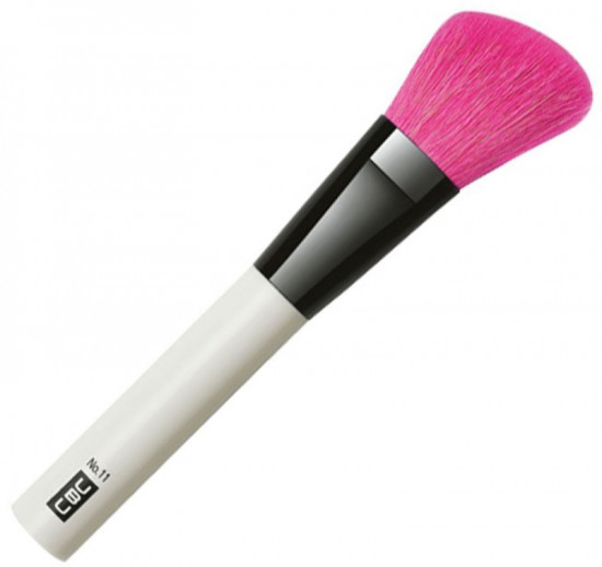 Кисть для румян «Berry Blush Angled Blusher Brush №11»