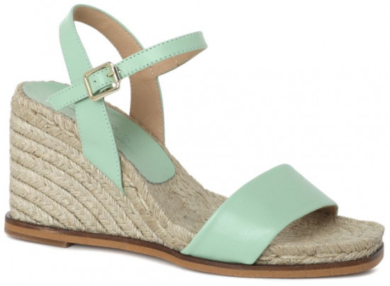 Босоножки женские