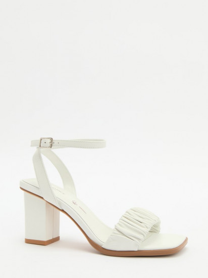 Босоножки женские