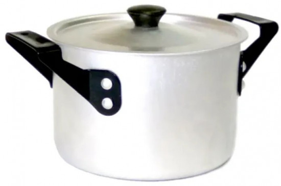 Кастрюля с крышкой