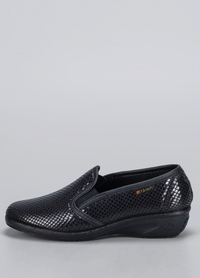 Лоферы женские