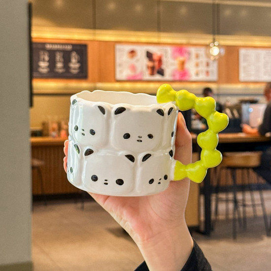 Кружка керамическая «Cute panda mug with green handle»