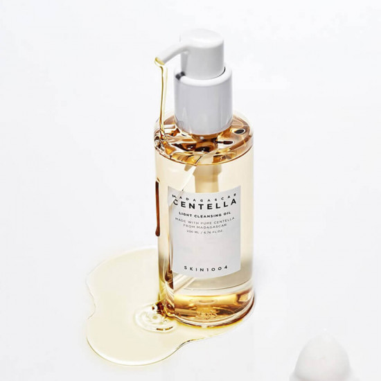 Гидрофильное масло с центеллой успокаивающее «Madagascar Centella Light Cleansing Oil»
