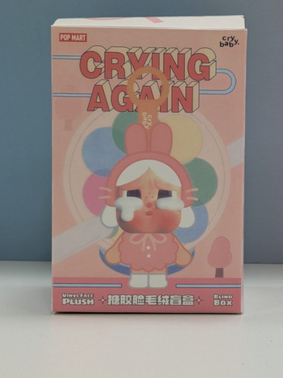 Коллекционная фигурка-сюрприз «Crying Again»