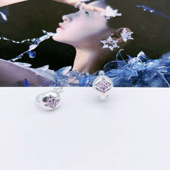 Серьги из серебра с кристаллом