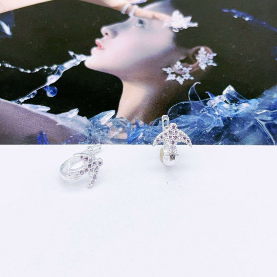 Серьги из серебра с кристаллом