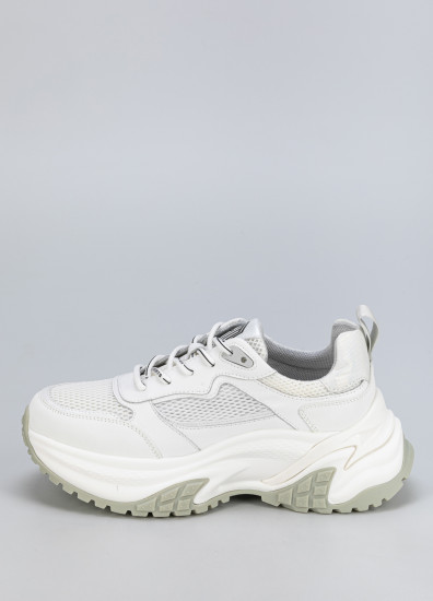 Кроссовки для женщин