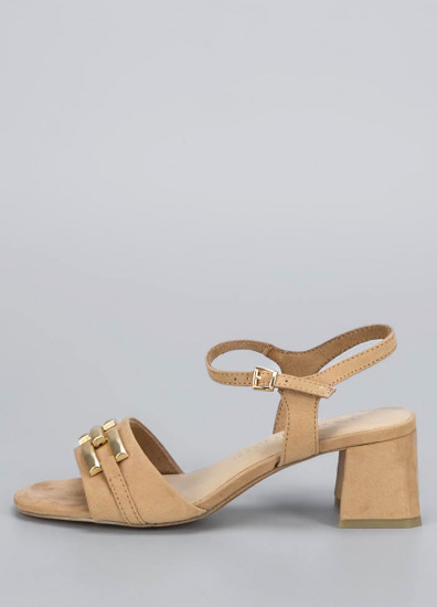 Босоножки для женщин